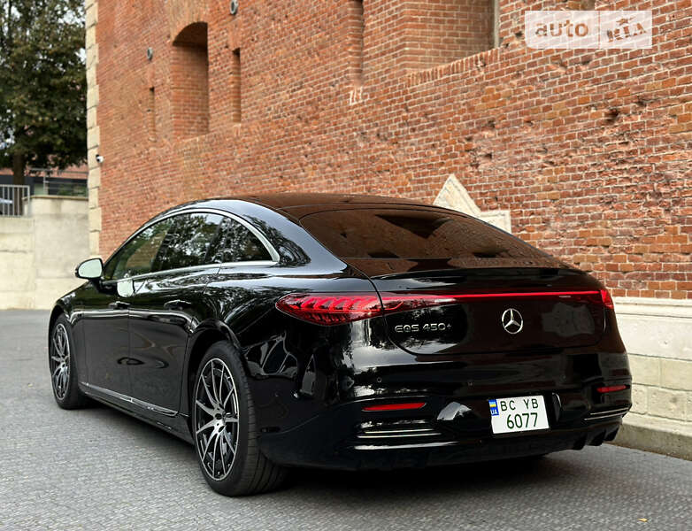 Седан Mercedes-Benz EQS 2022 в Львове