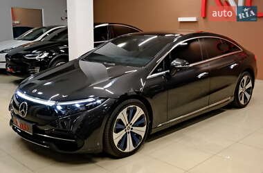 Седан Mercedes-Benz EQS 2023 в 