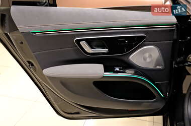 Седан Mercedes-Benz EQS 2023 в 
