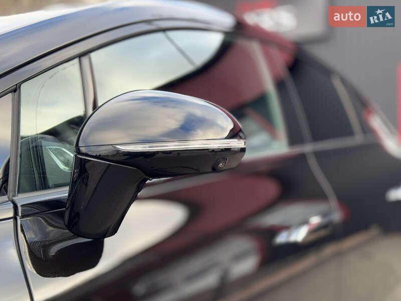 Седан Mercedes-Benz EQS 2022 в Киеве