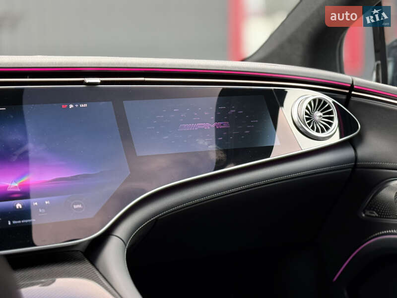 Седан Mercedes-Benz EQS 2022 в Киеве