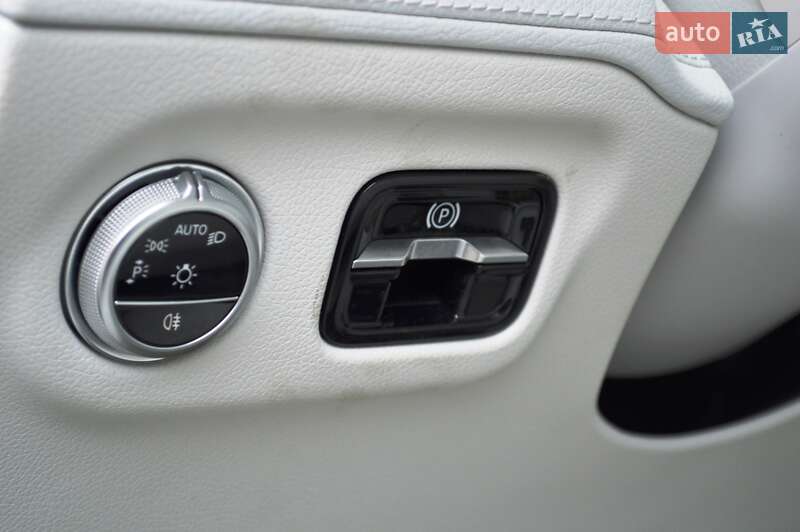 Седан Mercedes-Benz EQS 2023 в Одессе