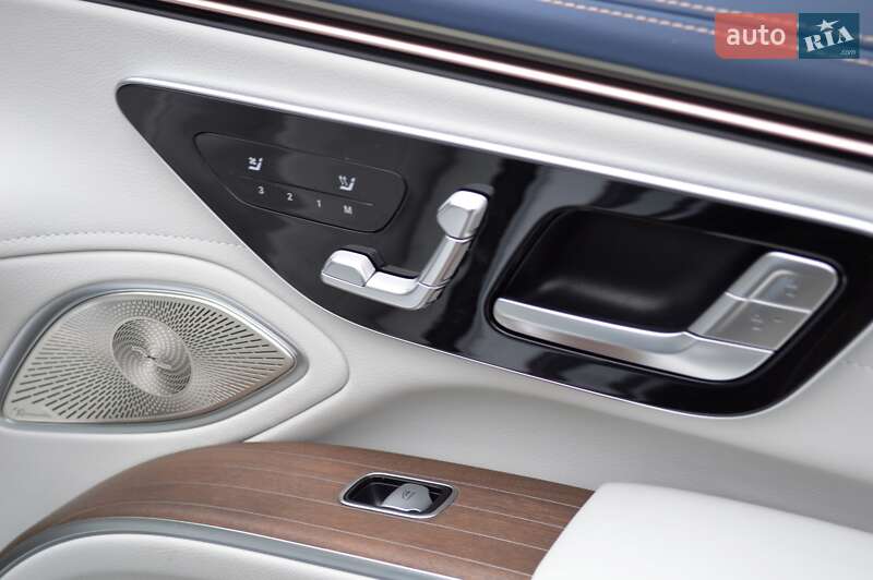 Седан Mercedes-Benz EQS 2023 в Одессе