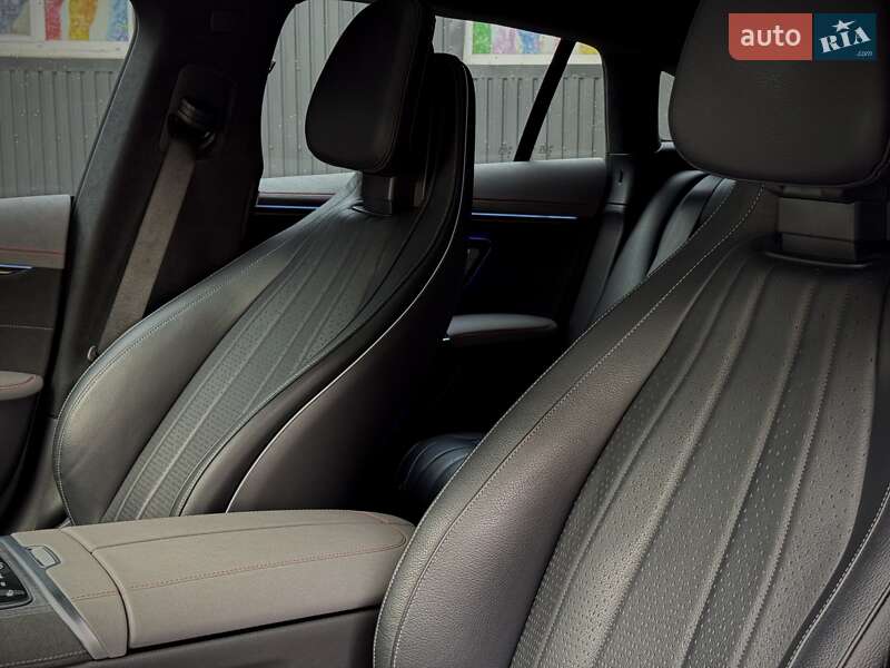 Седан Mercedes-Benz EQS 2022 в Киеве
