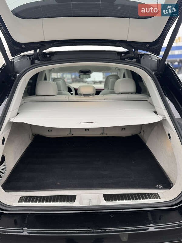 Седан Mercedes-Benz EQS 2022 в Киеве