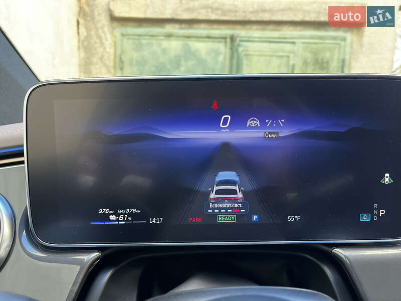 Седан Mercedes-Benz EQS 2022 в Дрогобыче