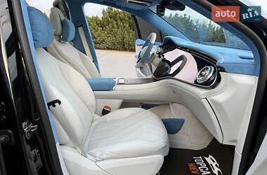 Седан Mercedes-Benz EQS 2023 в 