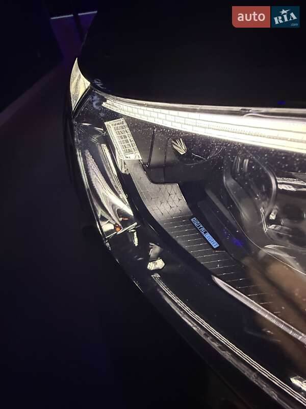 Седан Mercedes-Benz EQS 2022 в Кропивницком