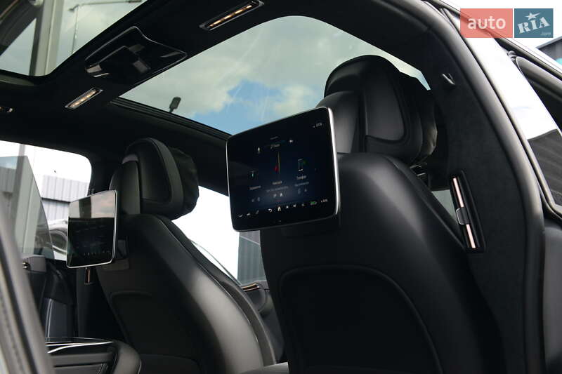 Седан Mercedes-Benz EQS 2023 в Мукачево