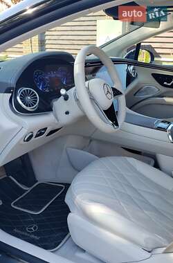Седан Mercedes-Benz EQS 2022 в 
