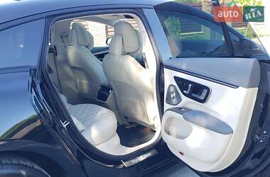 Седан Mercedes-Benz EQS 2022 в 