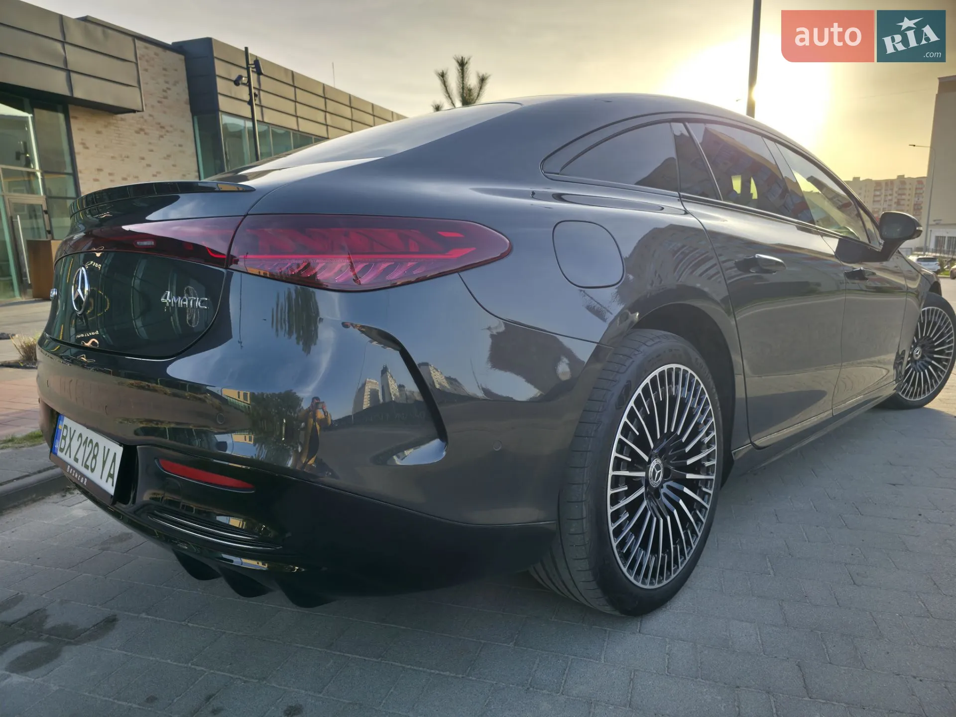 2022 Mercedes-Benz EQS - мініатюра 8