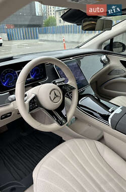 Седан Mercedes-Benz EQS 2022 в 