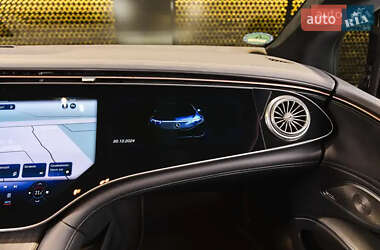 Седан Mercedes-Benz EQS 2022 в 