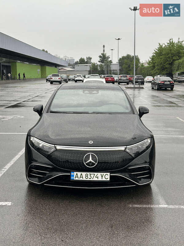 Седан Mercedes-Benz EQS 2022 в Киеве