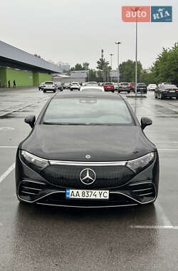 Седан Mercedes-Benz EQS 2022 в 