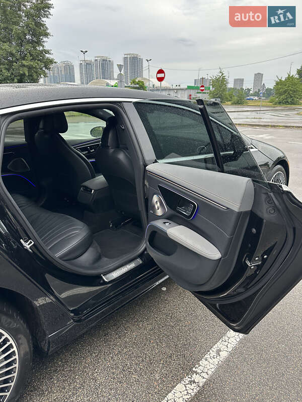 Седан Mercedes-Benz EQS 2022 в Киеве