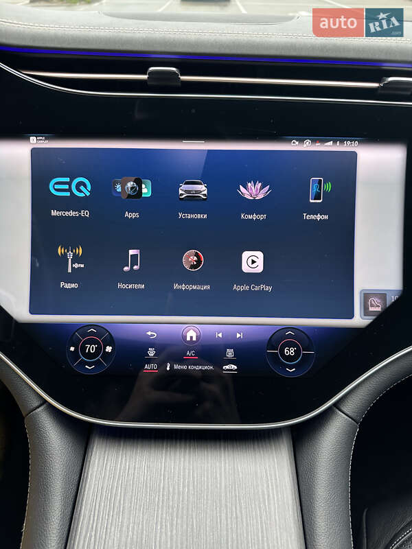 Седан Mercedes-Benz EQS 2022 в Киеве