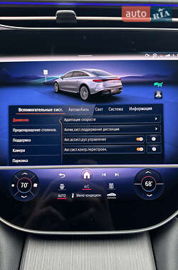 Седан Mercedes-Benz EQS 2022 в 