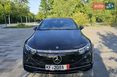Седан Mercedes-Benz EQS 2022 в 