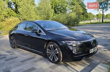 Седан Mercedes-Benz EQS 2022 в 