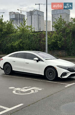 Седан Mercedes-Benz EQS 2022 в 