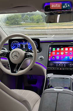 Седан Mercedes-Benz EQS 2022 в 