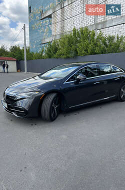 Седан Mercedes-Benz EQS 2022 в 