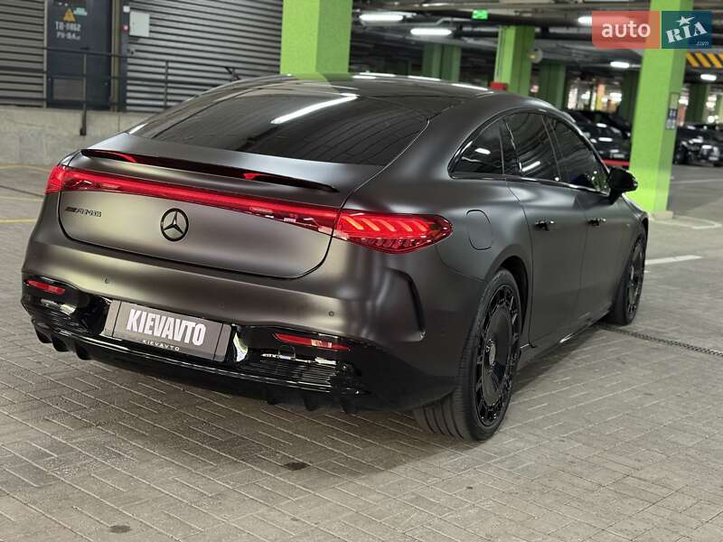 Седан Mercedes-Benz EQS 2022 в Киеве