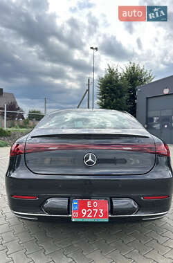 Седан Mercedes-Benz EQS 2022 в 