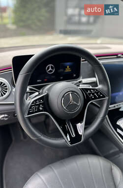Седан Mercedes-Benz EQS 2022 в 