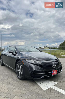 Седан Mercedes-Benz EQS 2022 в 