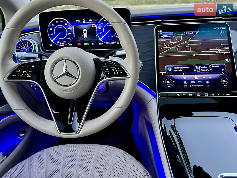 Седан Mercedes-Benz EQS 2022 в Кременчуці