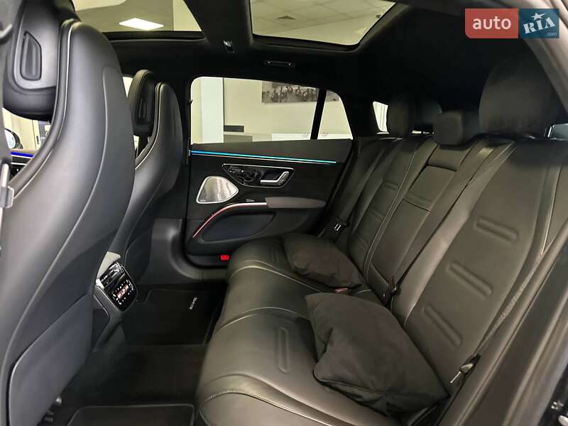 Седан Mercedes-Benz EQS 2022 в Киеве