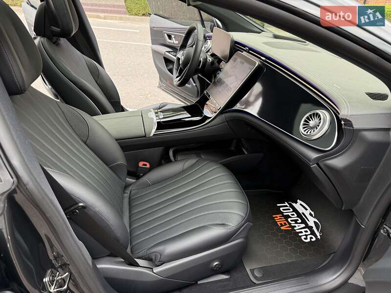 Седан Mercedes-Benz EQS 2021 в Киеве