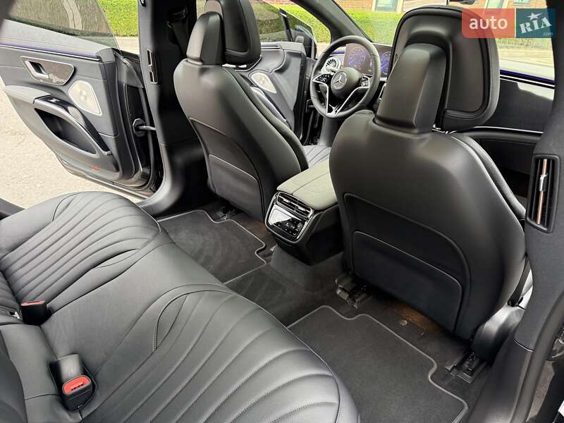 Седан Mercedes-Benz EQS 2021 в Киеве