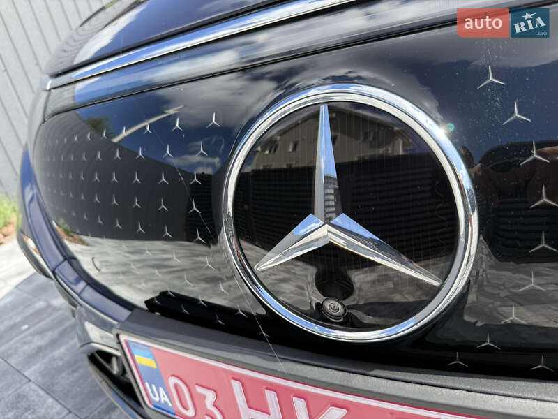 Седан Mercedes-Benz EQS 2023 в Коломые