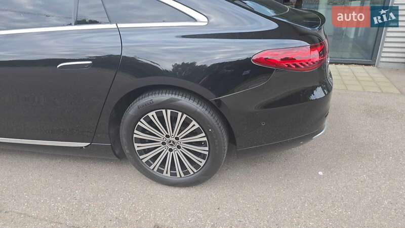 Седан Mercedes-Benz EQS 2022 в Рівному