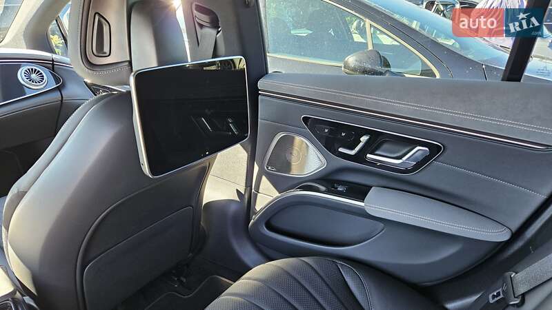Седан Mercedes-Benz EQS 2022 в Рівному