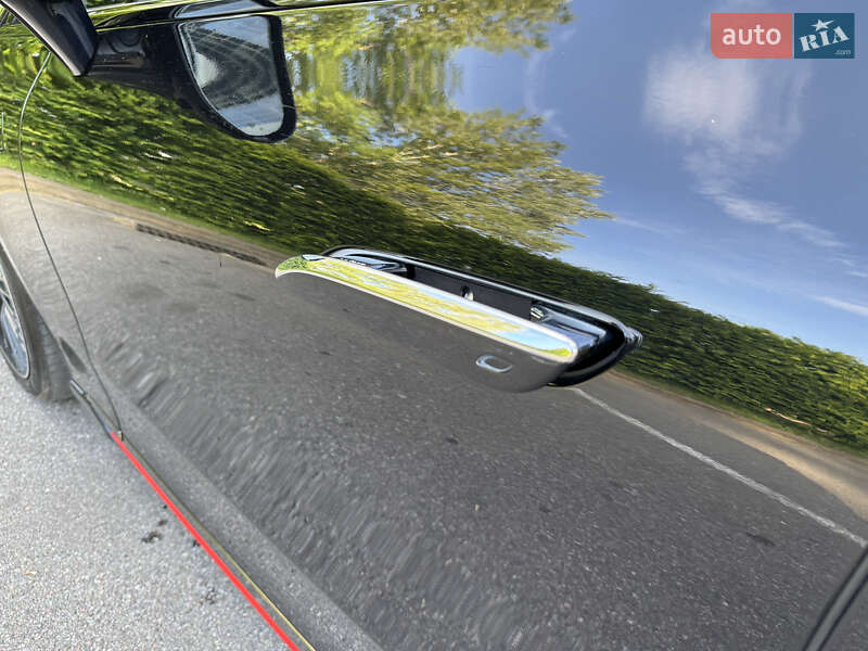 Седан Mercedes-Benz EQS 2022 в Киеве