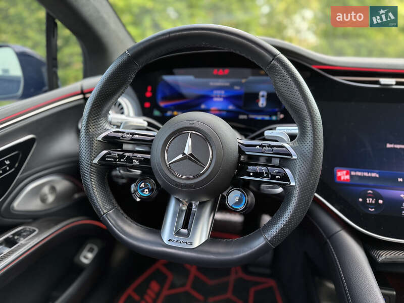 Седан Mercedes-Benz EQS 2022 в Киеве