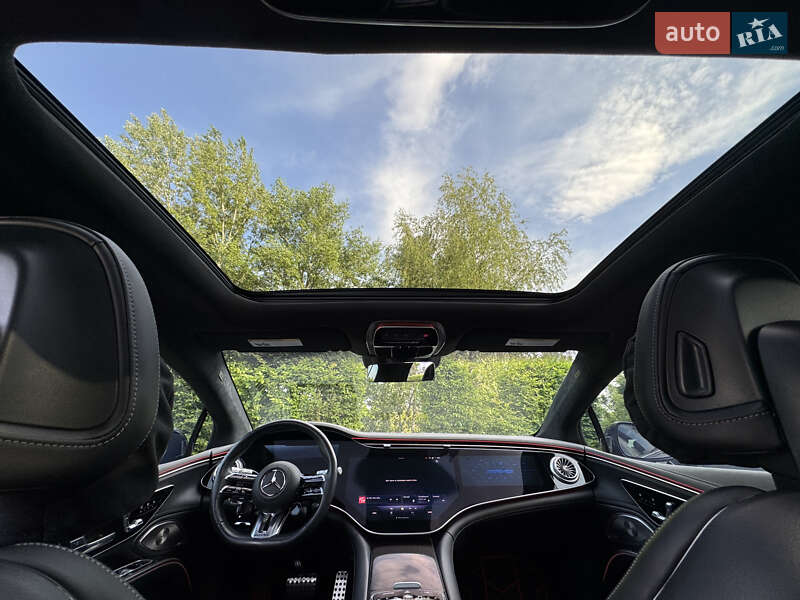 Седан Mercedes-Benz EQS 2022 в Киеве