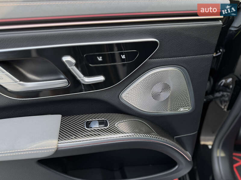 Седан Mercedes-Benz EQS 2022 в Киеве