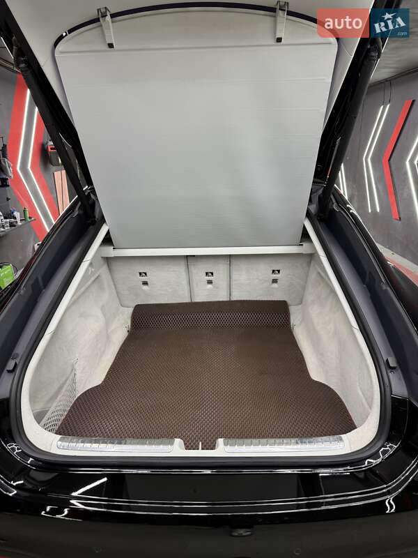 Седан Mercedes-Benz EQS 2022 в Вінниці