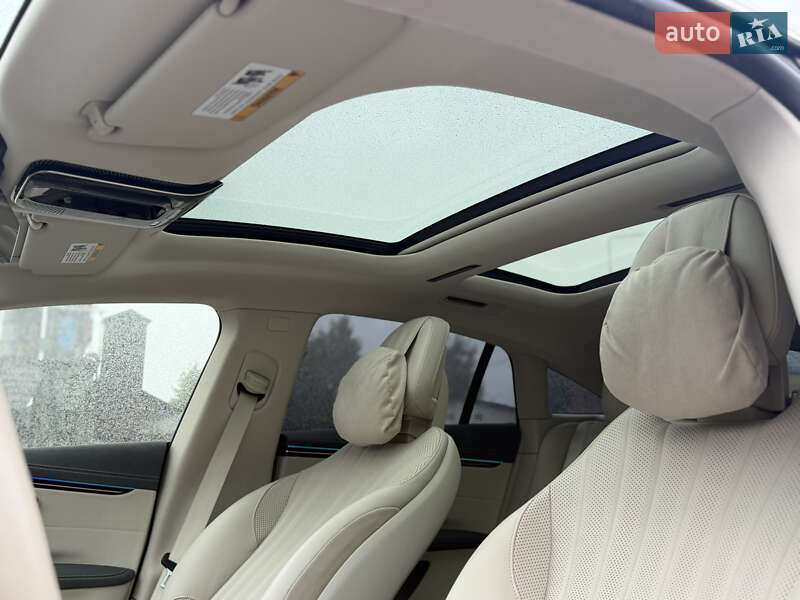Седан Mercedes-Benz EQS 2022 в Тернополе