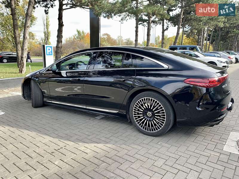 Седан Mercedes-Benz EQS 2022 в Киеве