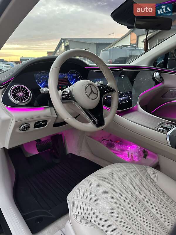Седан Mercedes-Benz EQS 2022 в Луцке