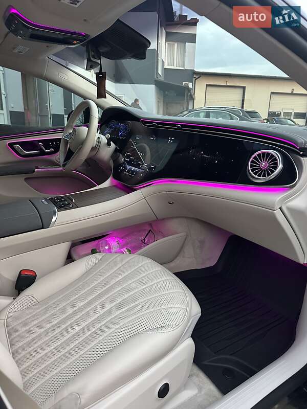Седан Mercedes-Benz EQS 2022 в Луцке