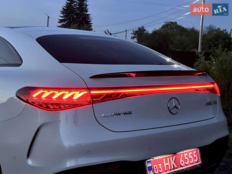 Седан Mercedes-Benz EQS 2023 в Киеве