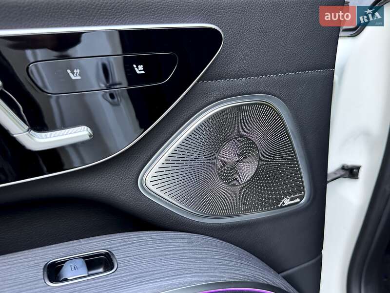 Седан Mercedes-Benz EQS 2023 в Киеве